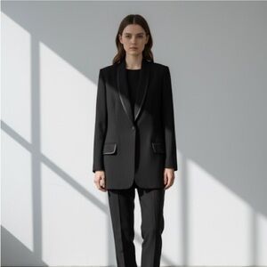 Vintage 1980s black wool blazer with luxe details - size Small (S)